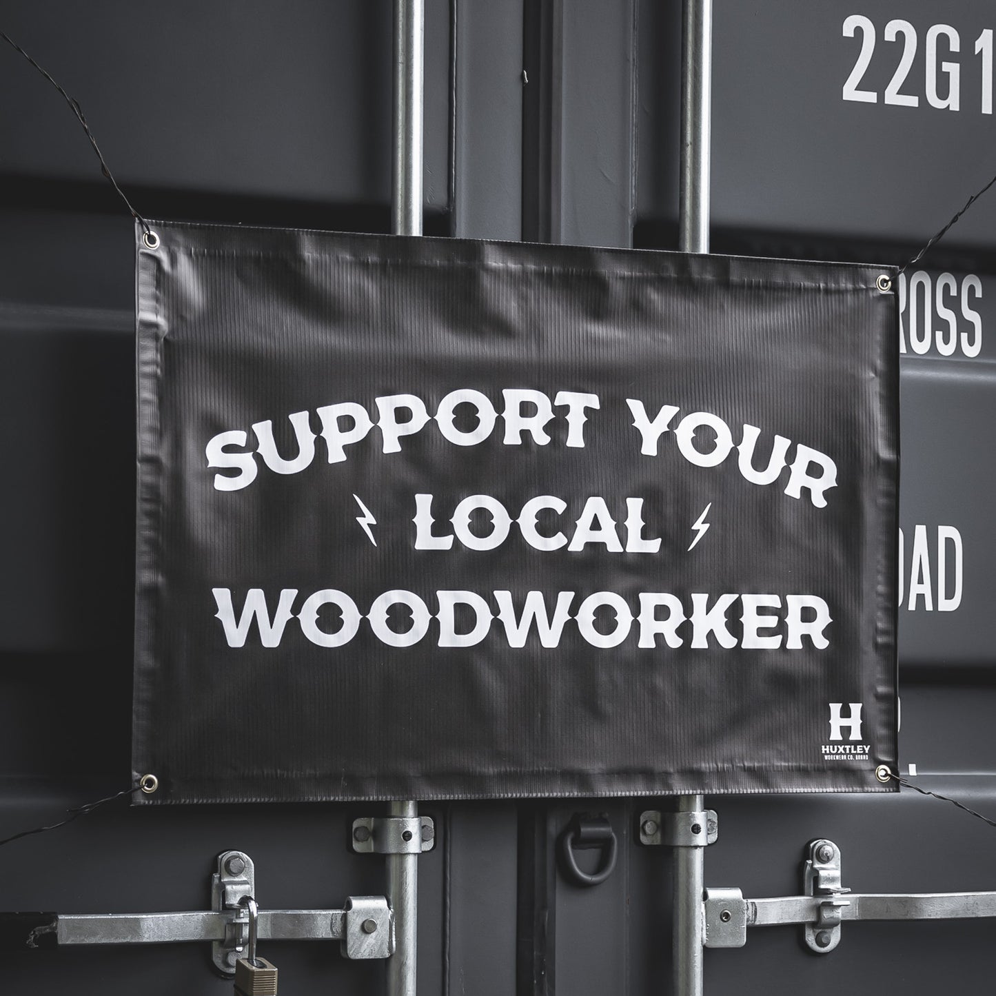 
                  
                    Bannière "Support Your Local"
                  
                