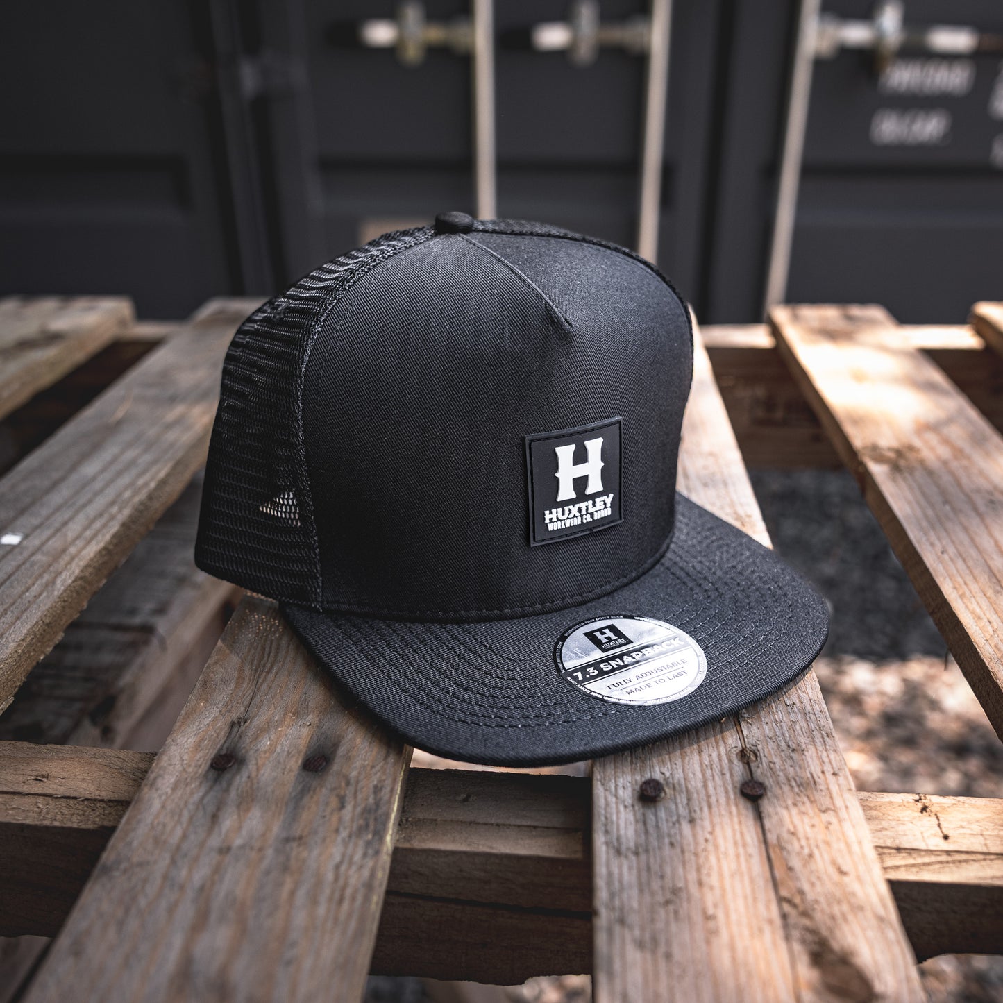 
                  
                    Casquette Classique à Palette Plate HS-37 "Workwear Co. Brand" Noir
                  
                