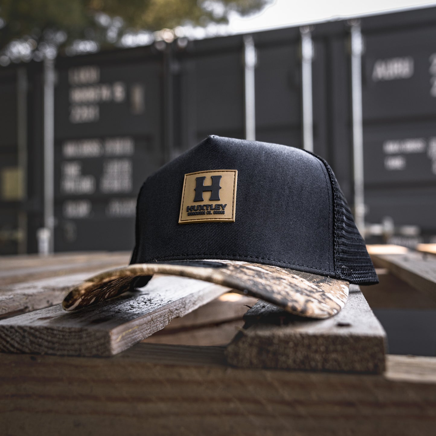 
                  
                    HS-73 Classic Snapback Black/ Hunter Camo/ Timber
                  
                