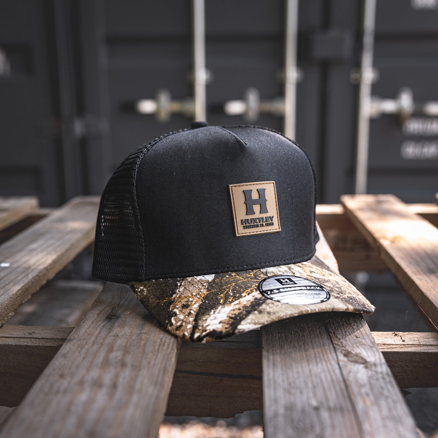 
                  
                    HS-73 Classic Snapback Black/ Hunter Camo/ Timber
                  
                