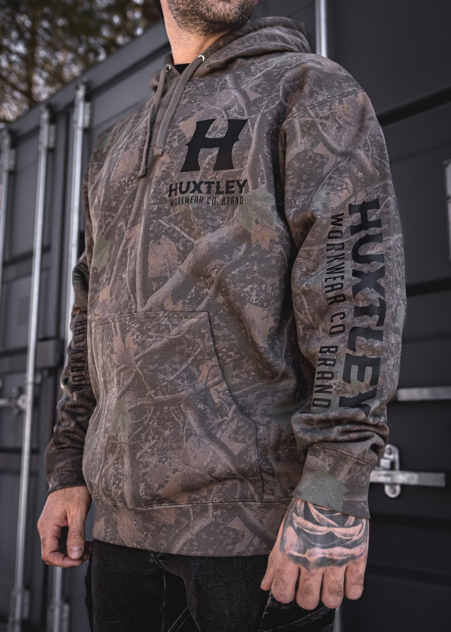 
                  
                    Coton Ouaté HX-717 Épais "Full Print" Deadwood Camo/ Orange Néon
                  
                