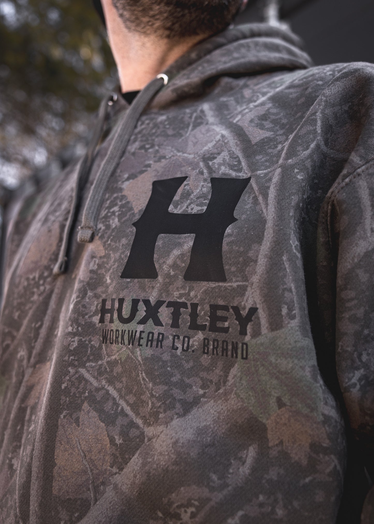 
                  
                    Coton Ouaté HX-717 Épais "Full Print" Deadwood Camo/ Orange Néon
                  
                