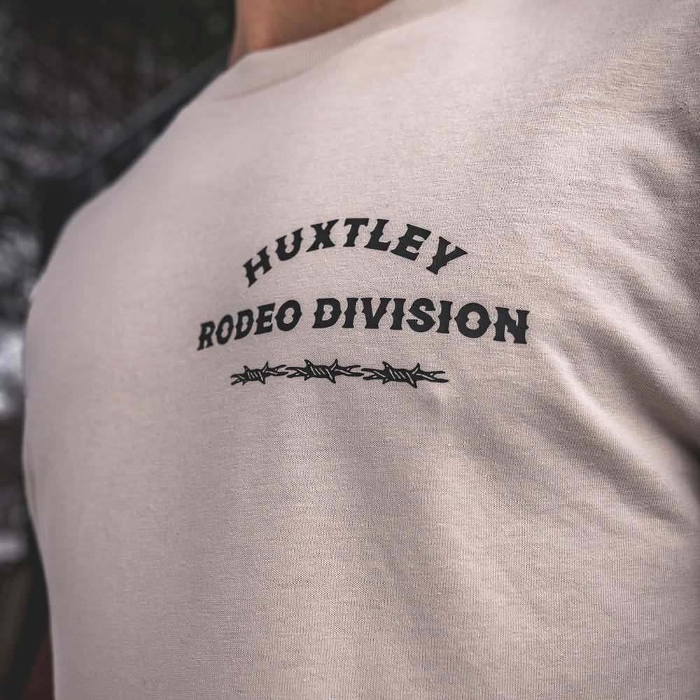 
                  
                    T-shirt HX-891 "Rodeo Division" Sable/ Noir
                  
                