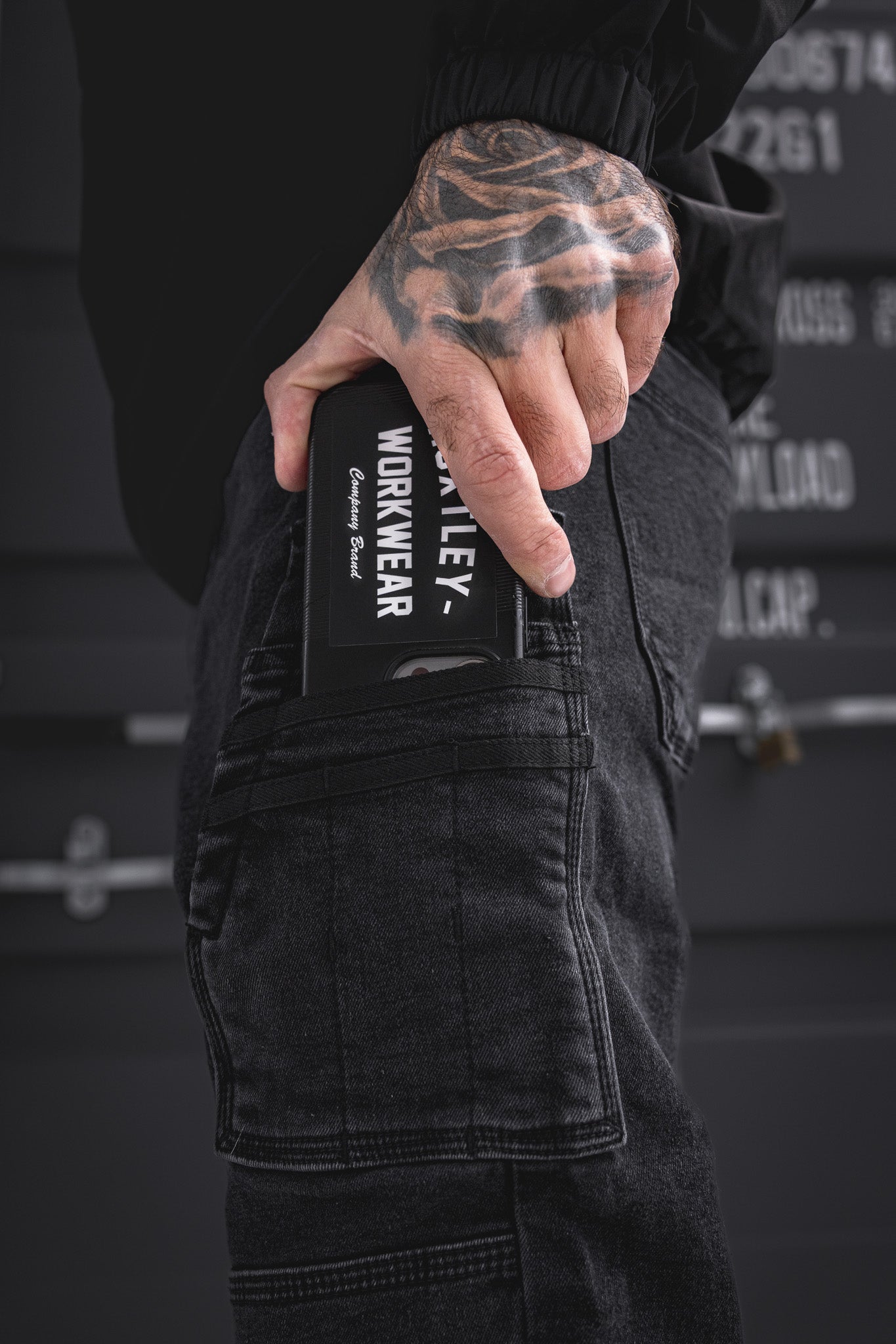 
                  
                    Jeans "Work" RX-1 Décontracté Noir Délavé
                  
                