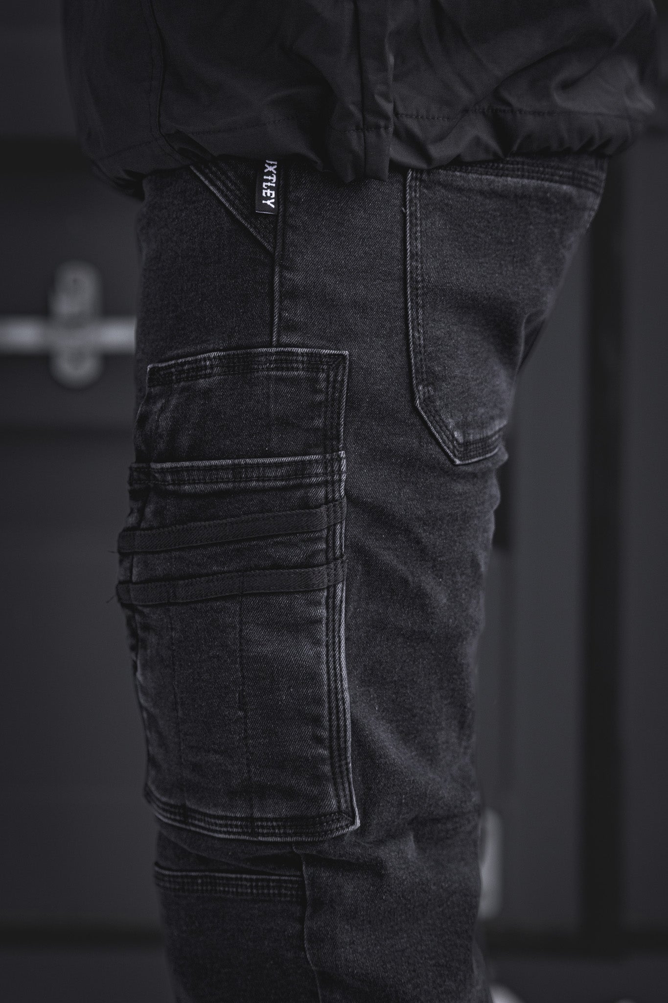 
                  
                    BX-1 Bootcut Work Jeans Stonewashed Black
                  
                