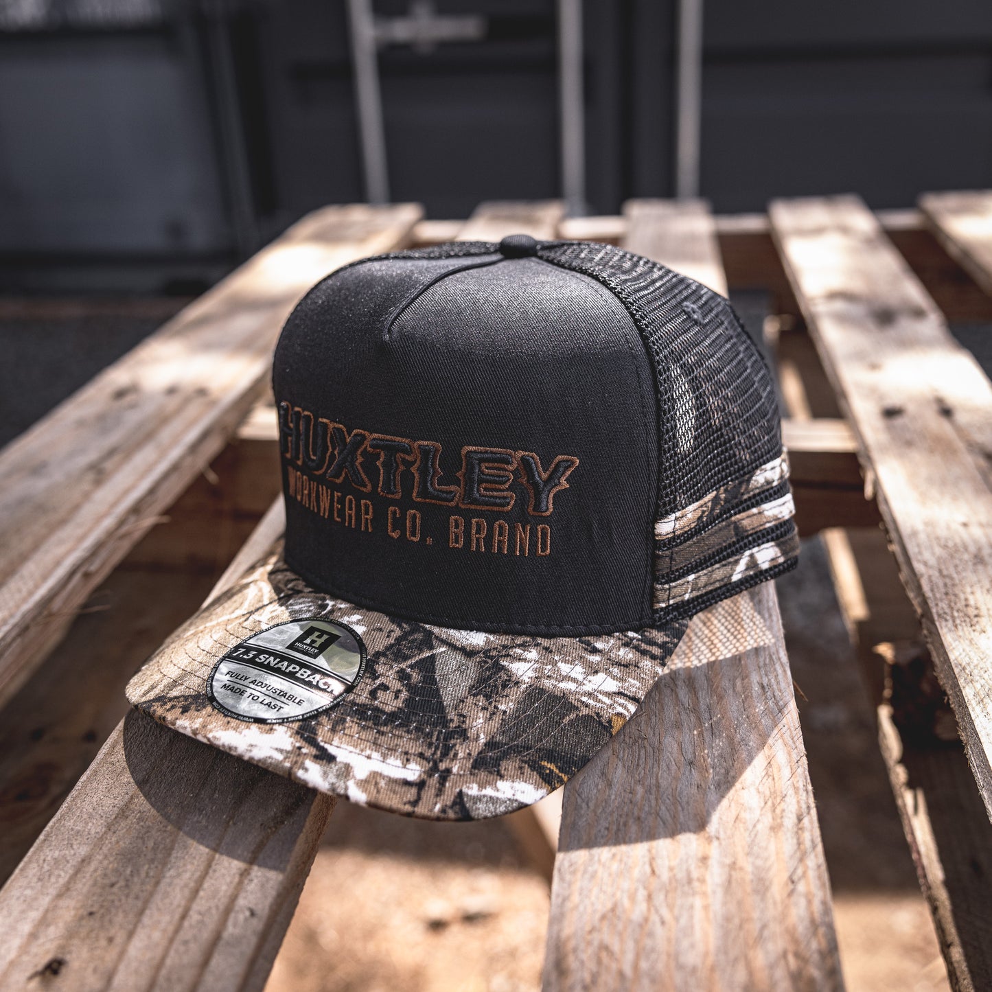 
                  
                    Casquette HS-73 "Workwear Co. Brand" Noir/ "Hunter Camo"/ Boue
                  
                