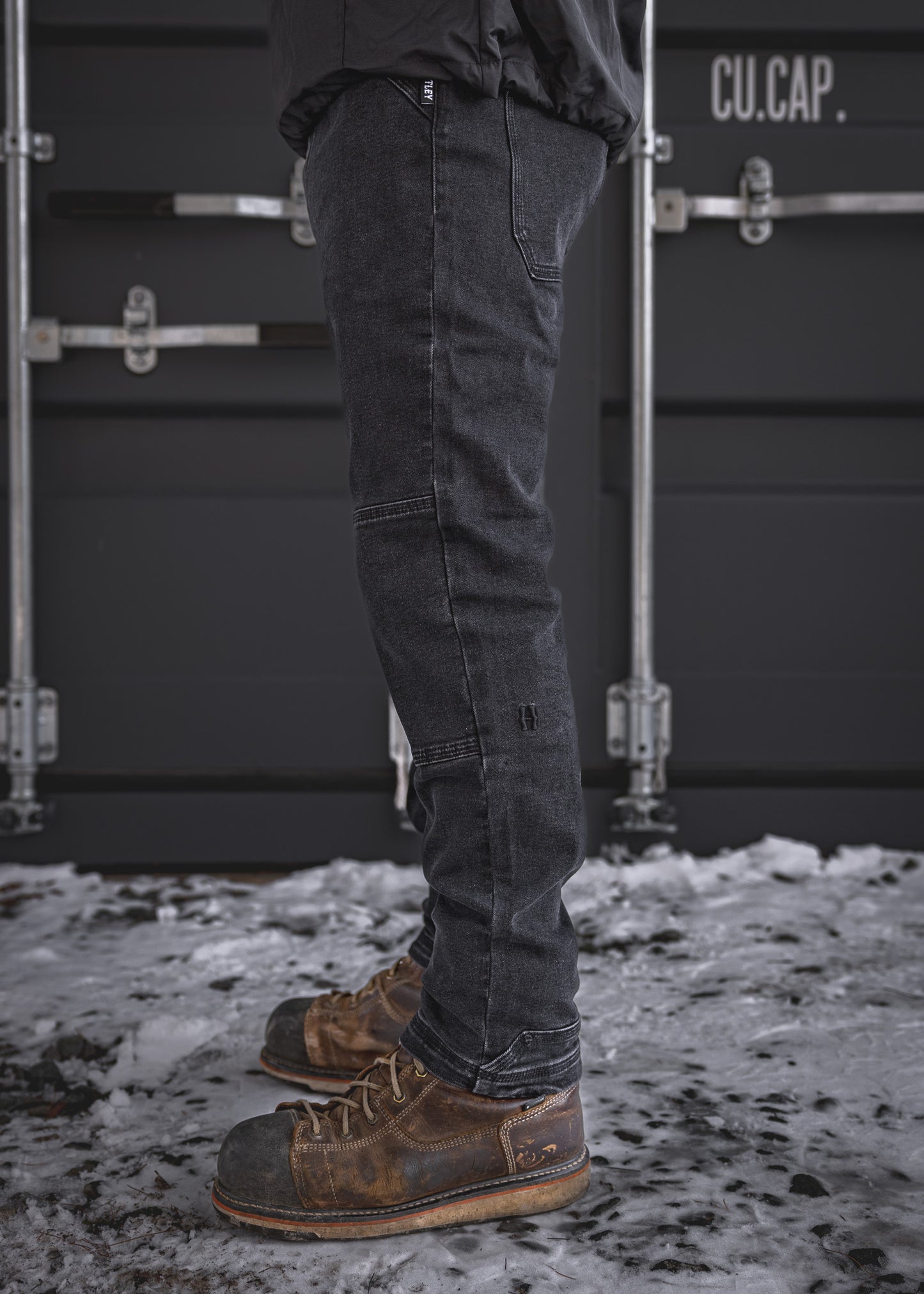 
                  
                    Jeans "Flex" FX-1 Ajusté Noir Délavé
                  
                