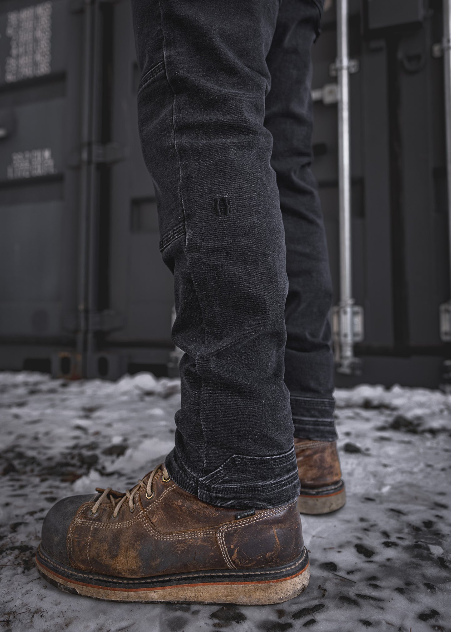 
                  
                    Jeans "Flex" FX-1 Ajusté Noir Délavé
                  
                