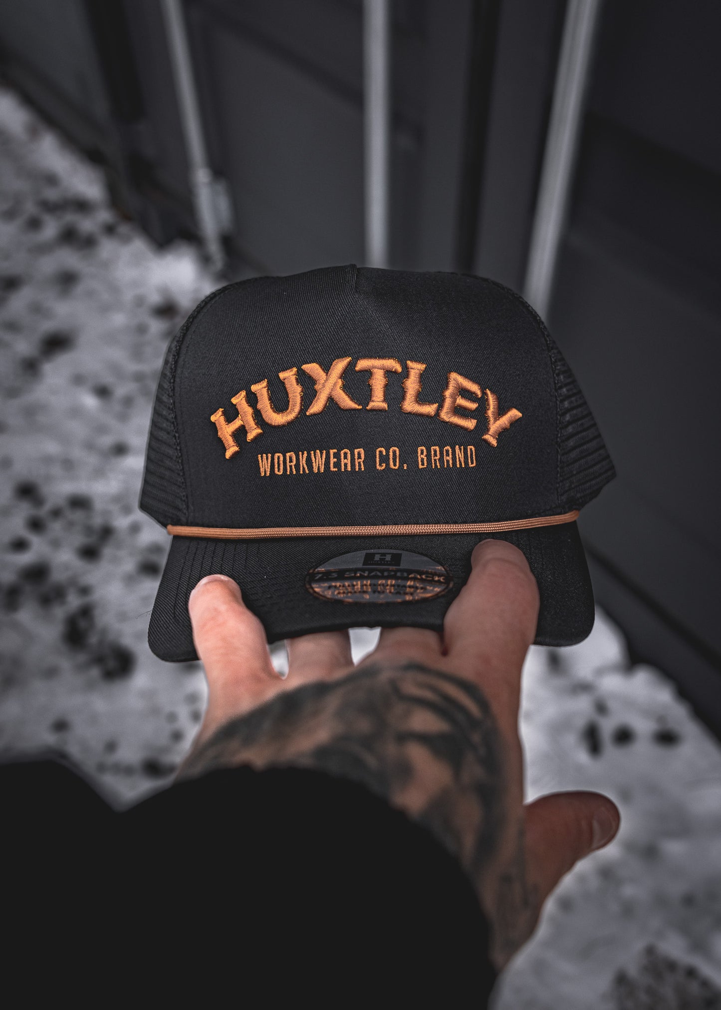 
                  
                    Casquette "Deadcenter" Noir/ Whiskey
                  
                