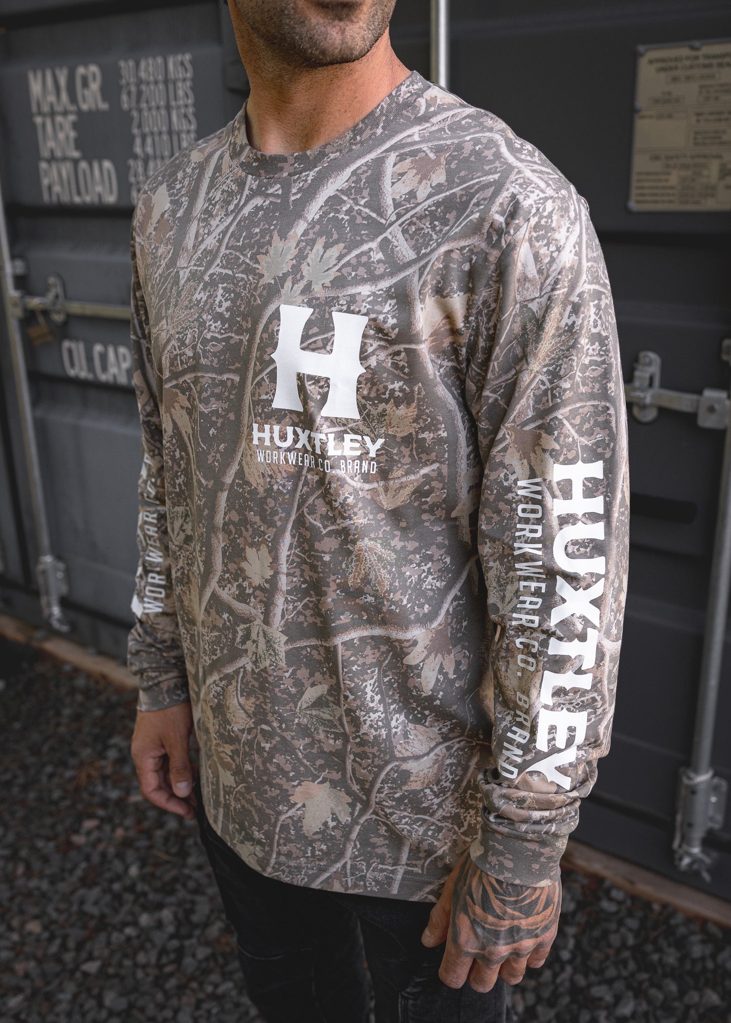 
                  
                    HX-226 "Full Print" L/S Tee Deadwood Camo/ White
                  
                