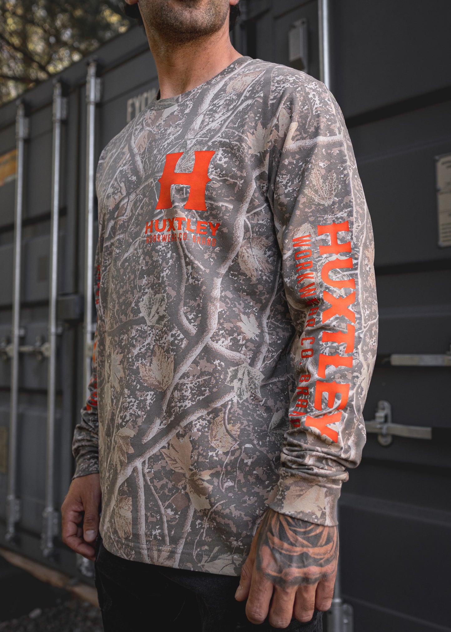 
                  
                    HX-226 "Full Print" L/S Tee Deadwood Camo/ Neon Orange
                  
                