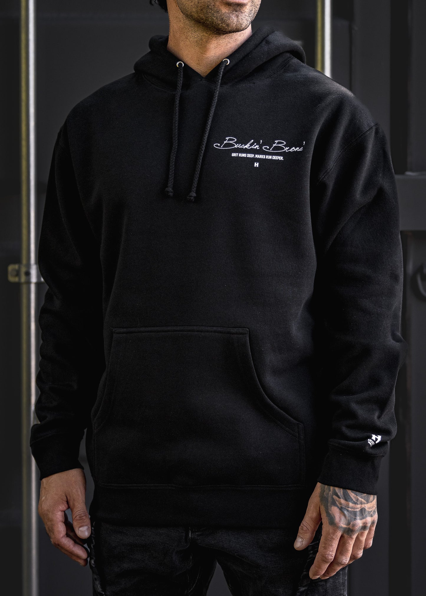 
                  
                    HX-717 Heavyweight Hoodie "Buckin' Bronc" Black
                  
                
