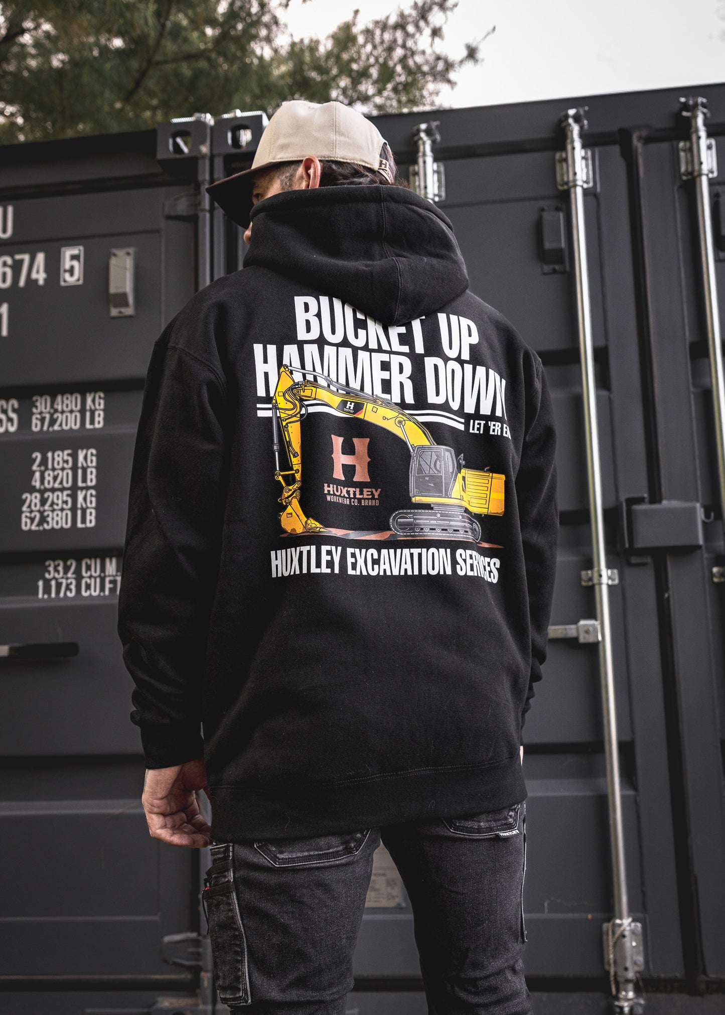 
                  
                    Coton Ouaté HX-717 Épais "Bucket Up Hammer Down" Noir
                  
                