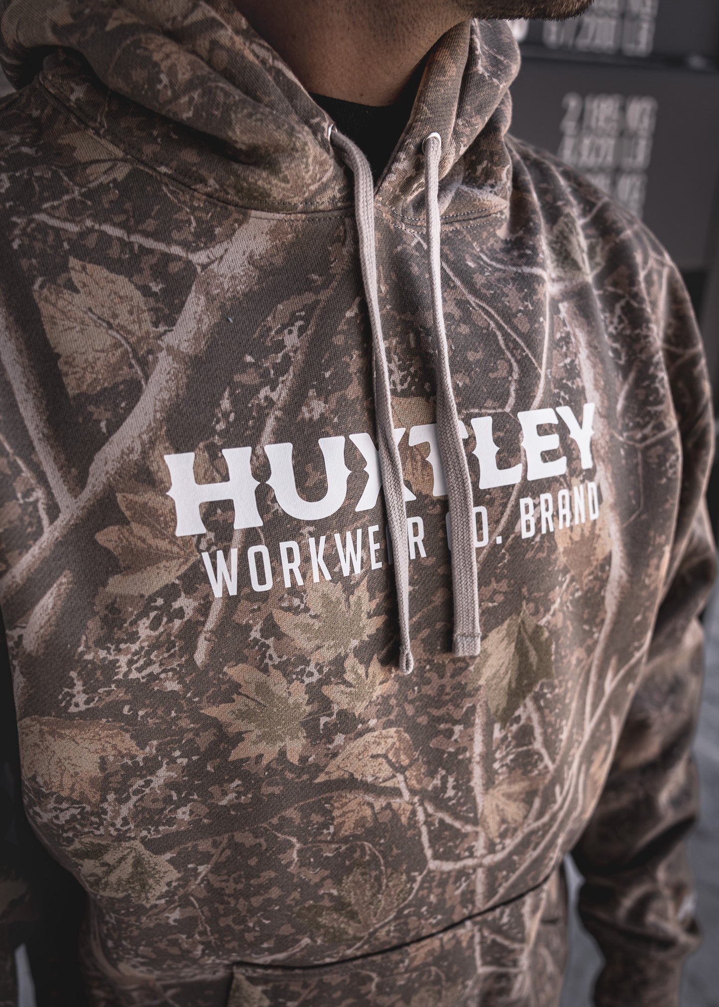 
                  
                    HX-717 Heavyweight Hoodie Deadwood Camo/ White
                  
                