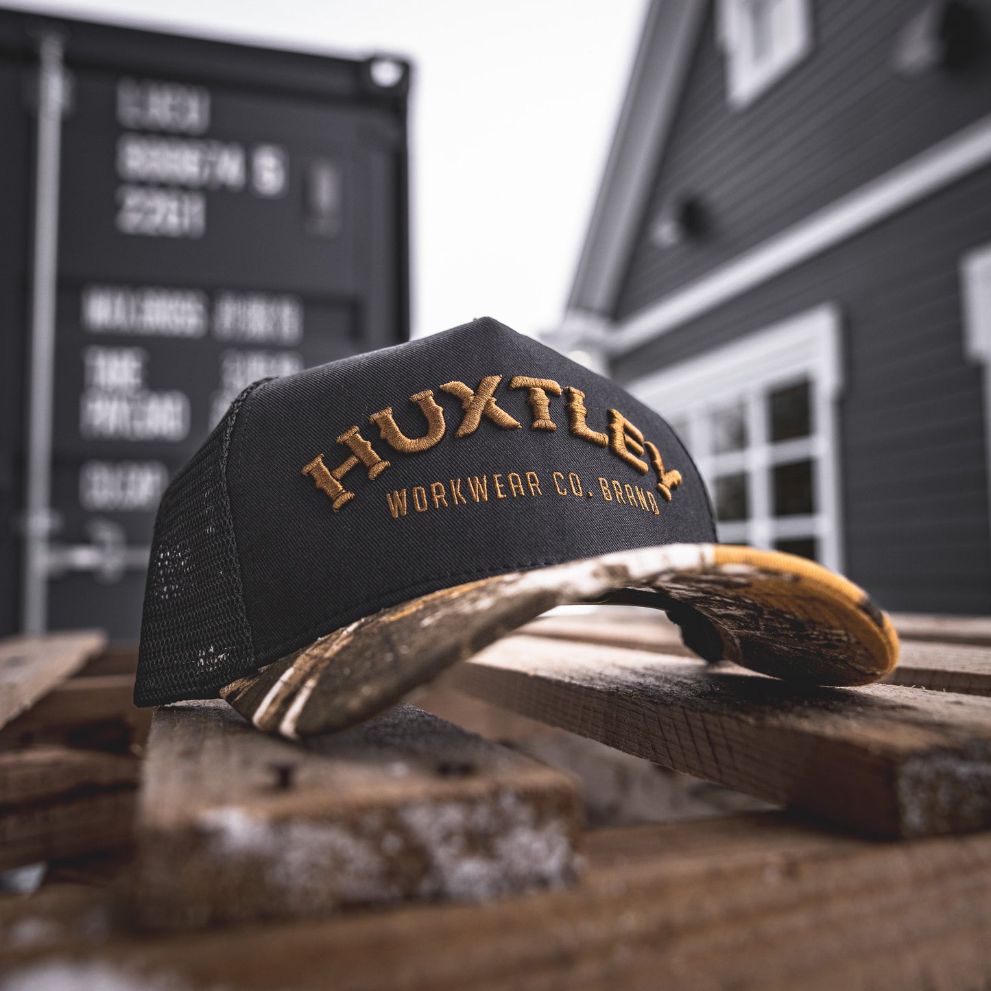 
                  
                    "Deadcenter" Snapback Black/ Hunter Camo/ Timber
                  
                