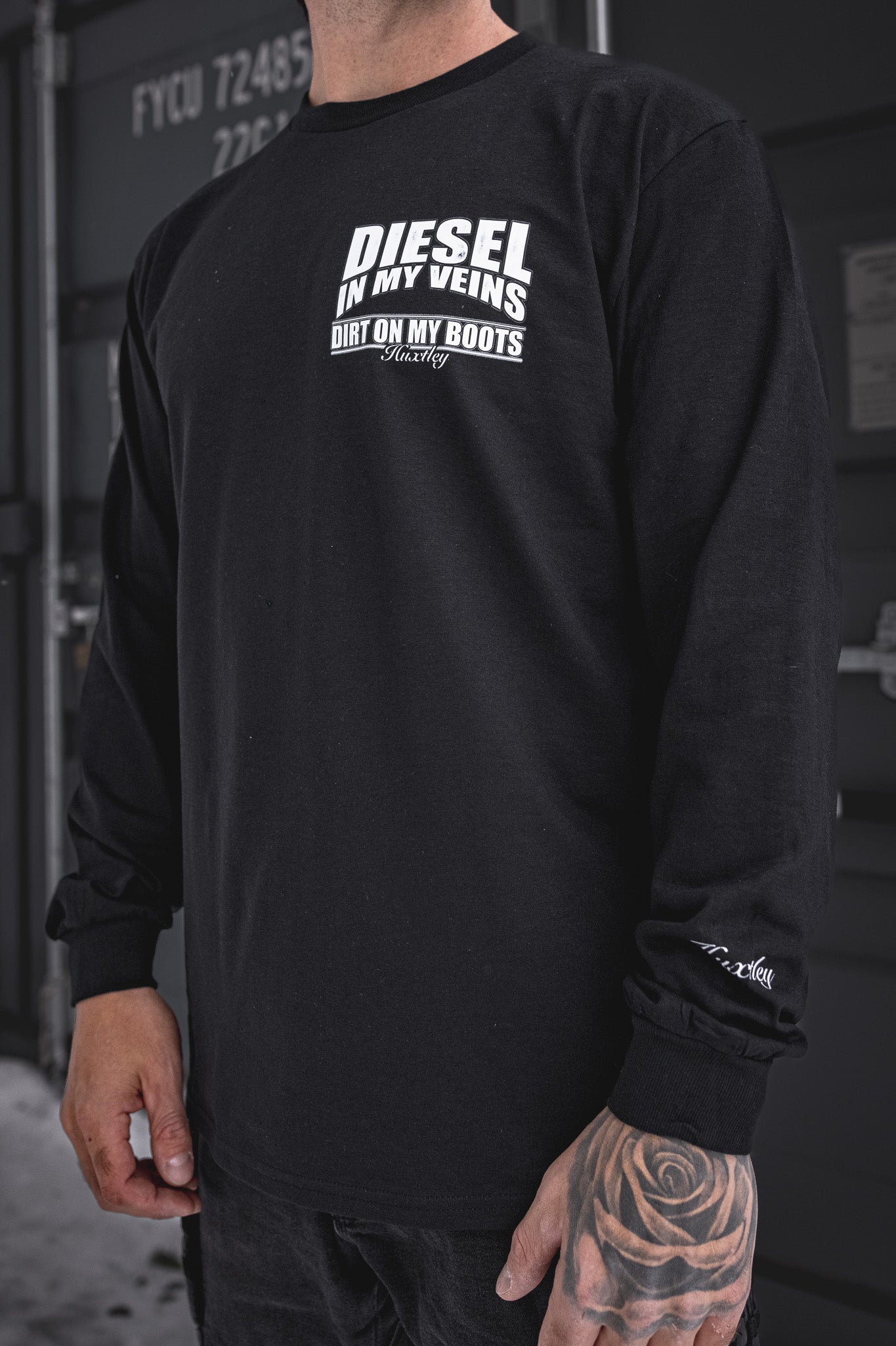 
                  
                    T-shirt à manches longues HX-226 "Diesel In My Veins"
                  
                